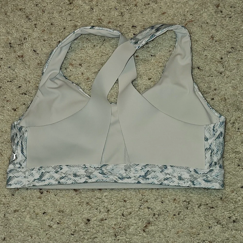 Old Navy Active Snake Print Sports Bra